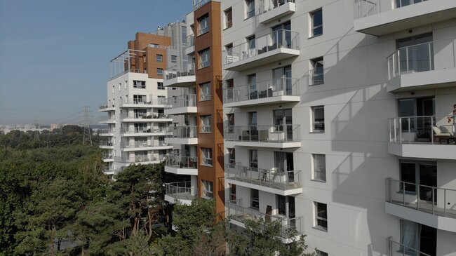 Terraza con suelo técnico en complejo de apartamentos 8