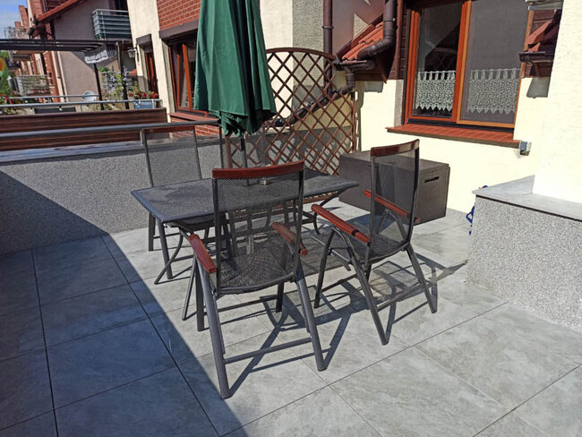 Terraza residencial en sistema de suelo técnico