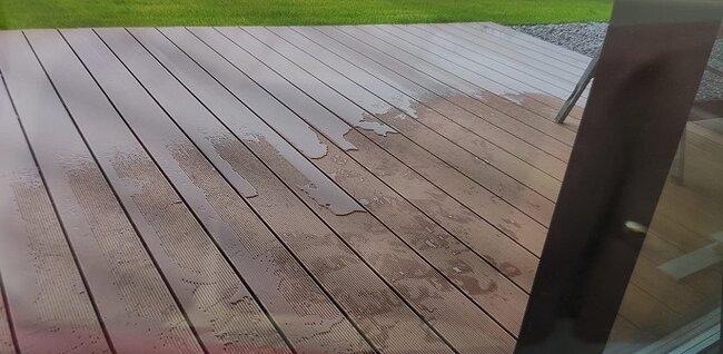 Terraza mojada con tablones de WPC