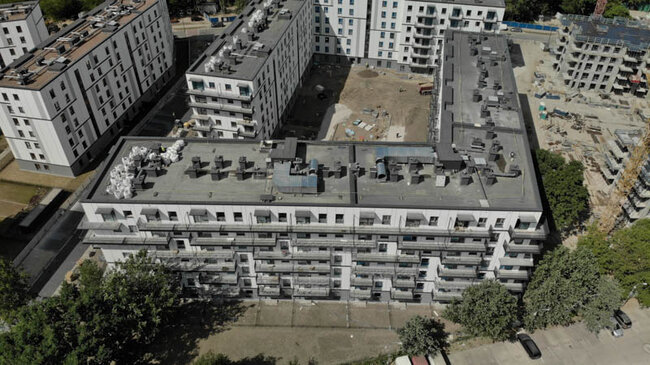 Edificio multifamiliar en el que se utilizaron plots soporte regulables solver